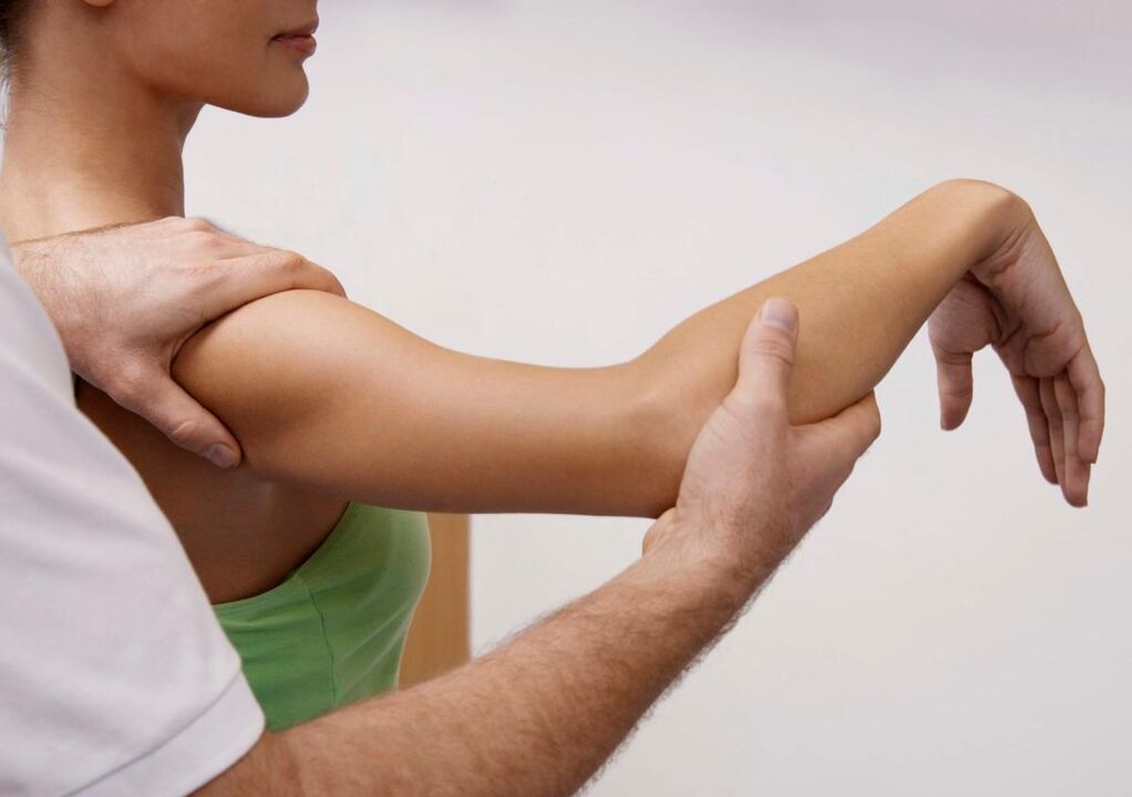 In order to accurately diagnose arthritis of the shoulder joint, your doctor will perform some necessary tests. 