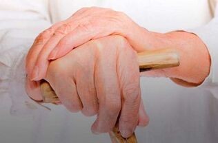Finger joint pain in rheumatoid arthritis